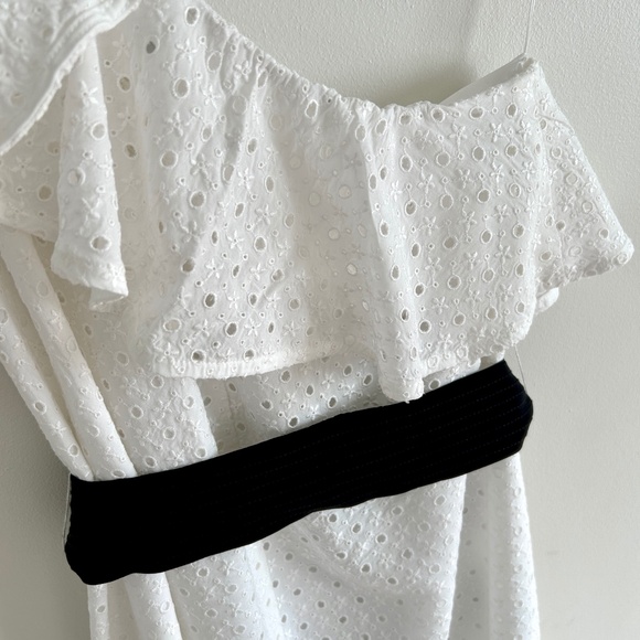 Madewell One-Shoulder White Lace Ruffle Dress with Black Silk Belt Size XS - Picture 8 of 11
